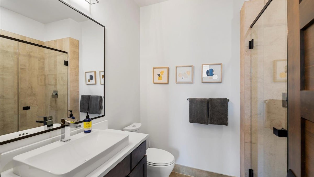 The Lupfer Grand Suite gallery image 2