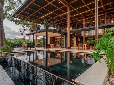 Elu-Architectural Masterpiece Amazing Ocean Views