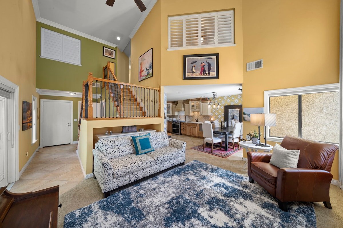 164 – *Colorful Happy Home -Pool &Spa gallery image 4