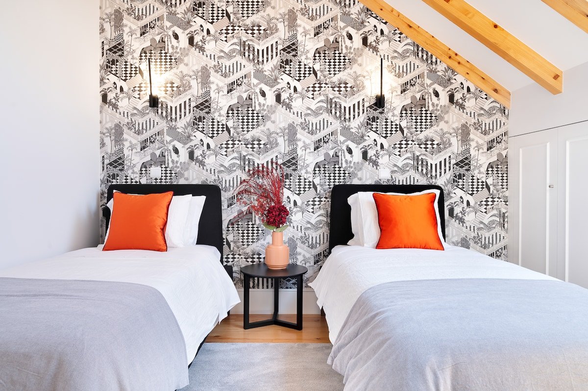 89 T3 – Flores Gem gallery image 5