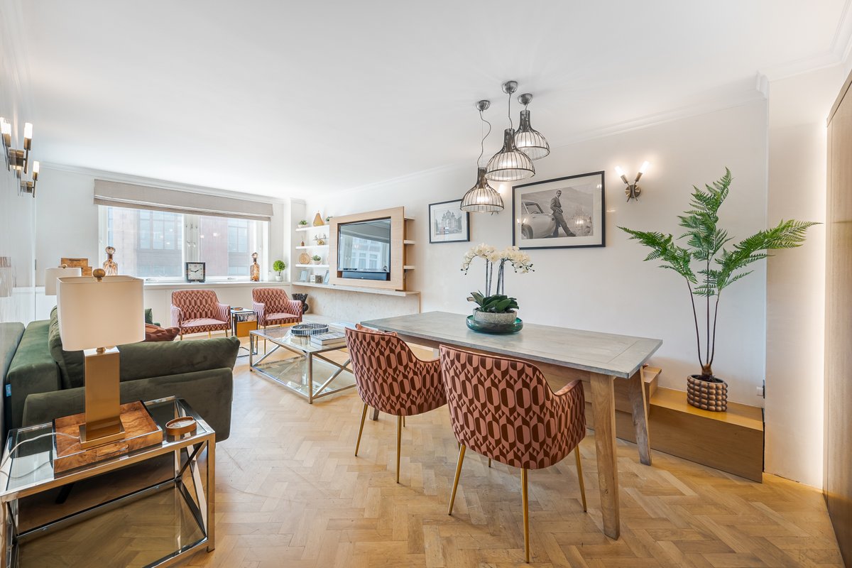 City Luxe: Your Stylish Escape