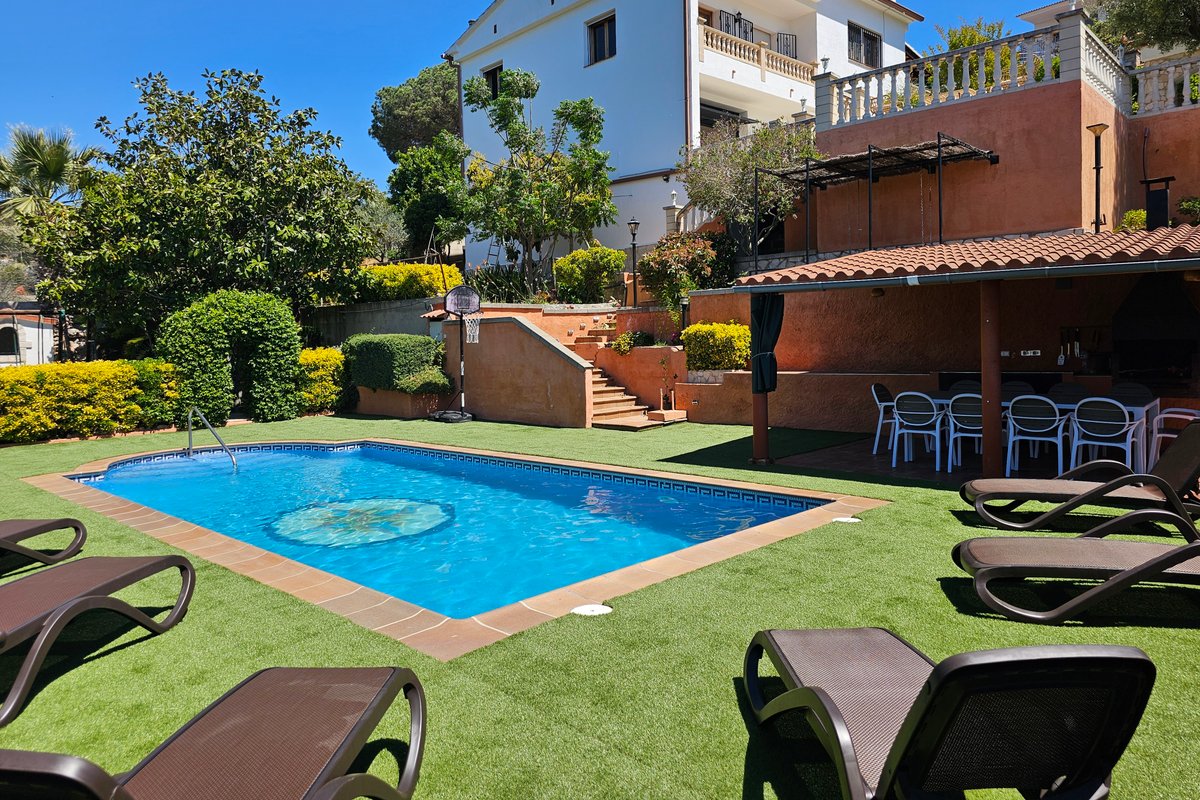 Villa Arbucies with private pool