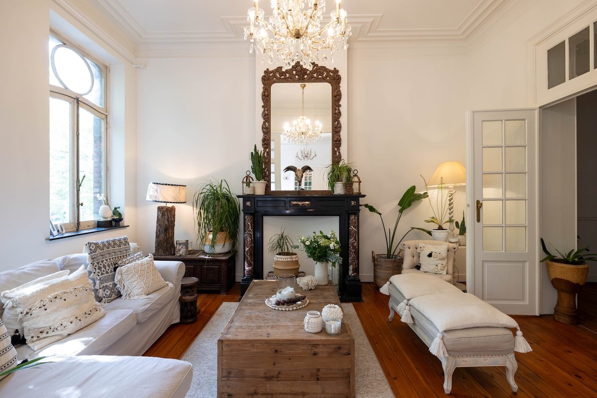 Perfect cocoon in city center gallery image 2