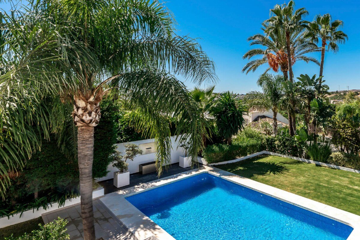 Casa Siena gallery image 2