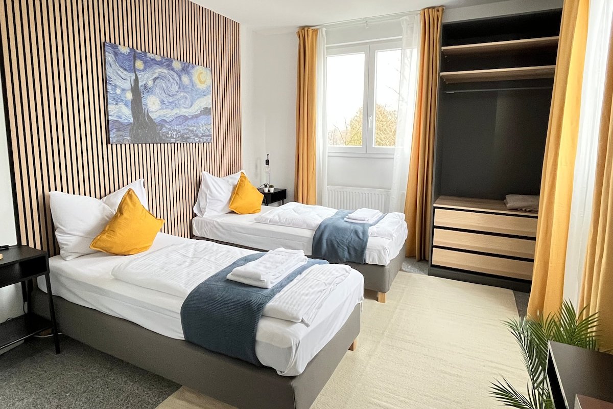 LTA Apartment Süd No.2 / 12P / Parkplatz / S-Bahn gallery image 5