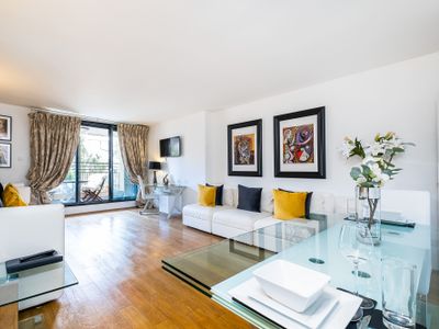 Cosy 2 bed in South Kensington.