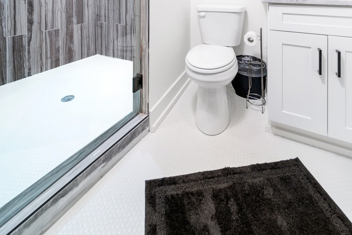 Sleeps 13-City Hideaway Stunning Rooftop Escape #1 gallery image 3