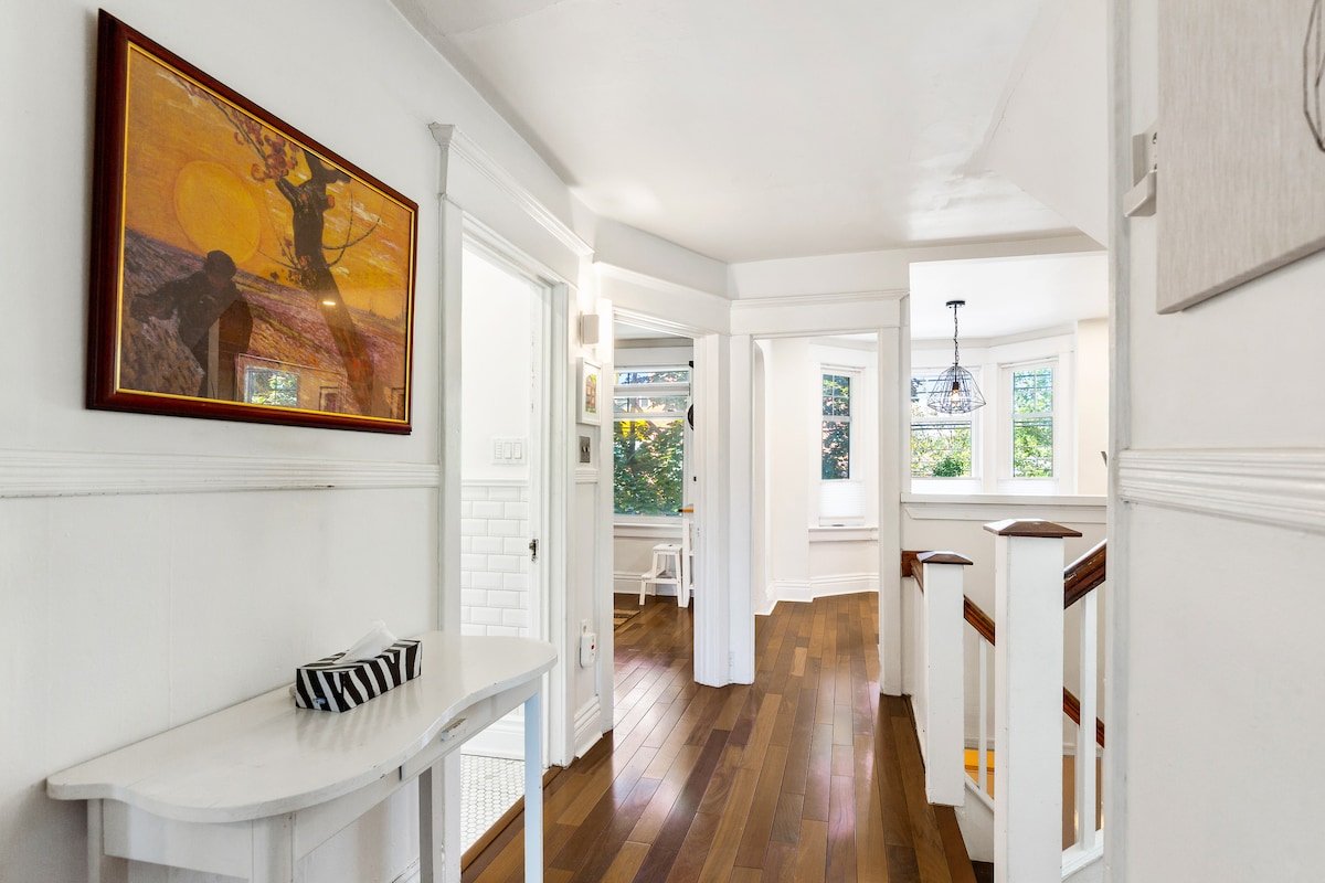 Historic Edwardian Gem in Downtown Toronto gallery image 5