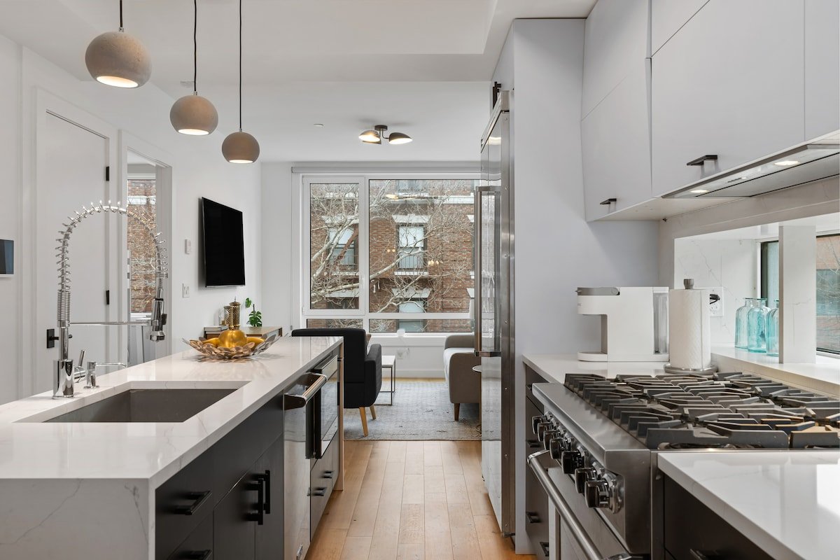 Brooklyn luxury Apt 25m from wall st & time square gallery image 5