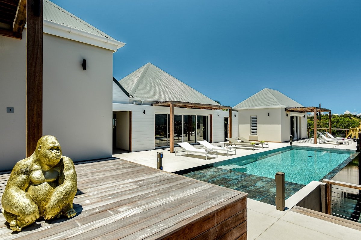 Krystel gallery image 4