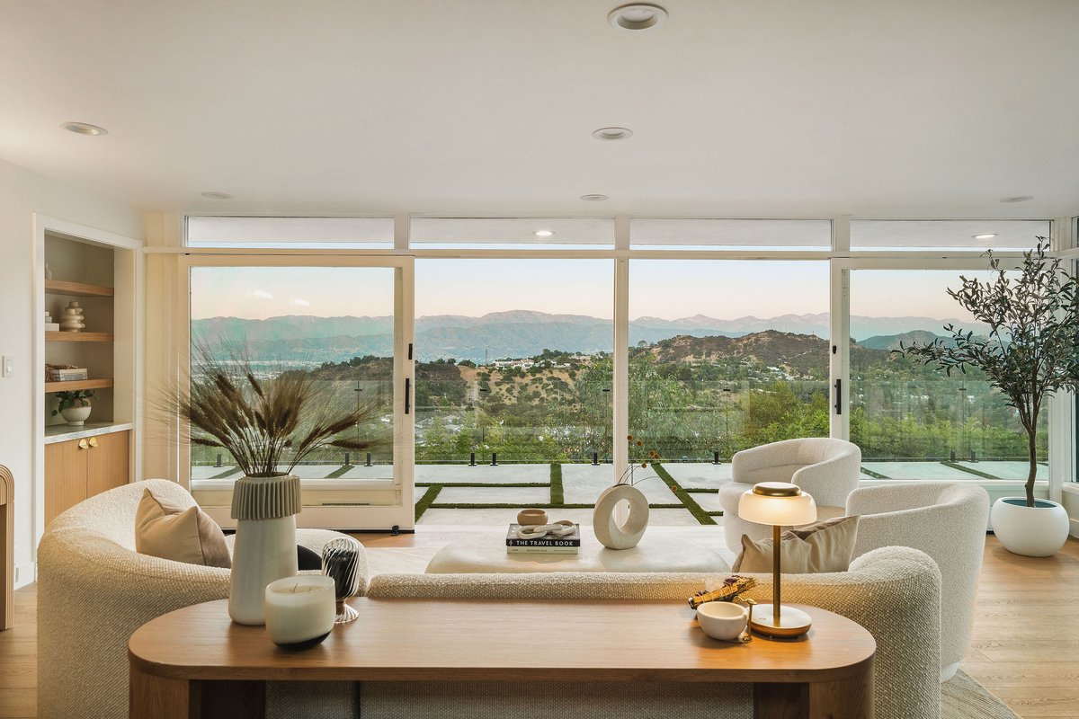 Skyline Hollywood – Oasis with Views