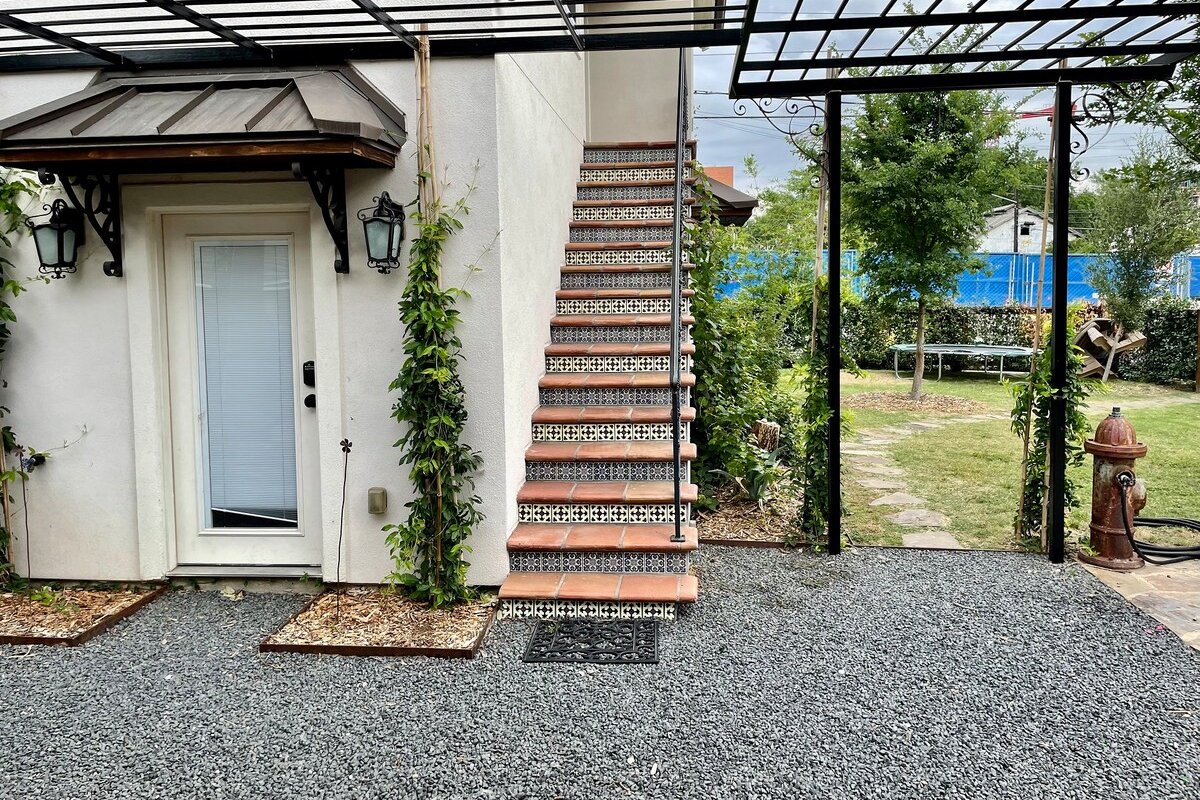 3-DWELLING DOWNTOWN ESTATE ON 3RD ST, Walk DT! gallery image 5