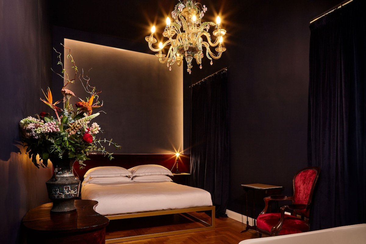 TreasureRome Quattro Fontane Luxury 5BR gallery image 4