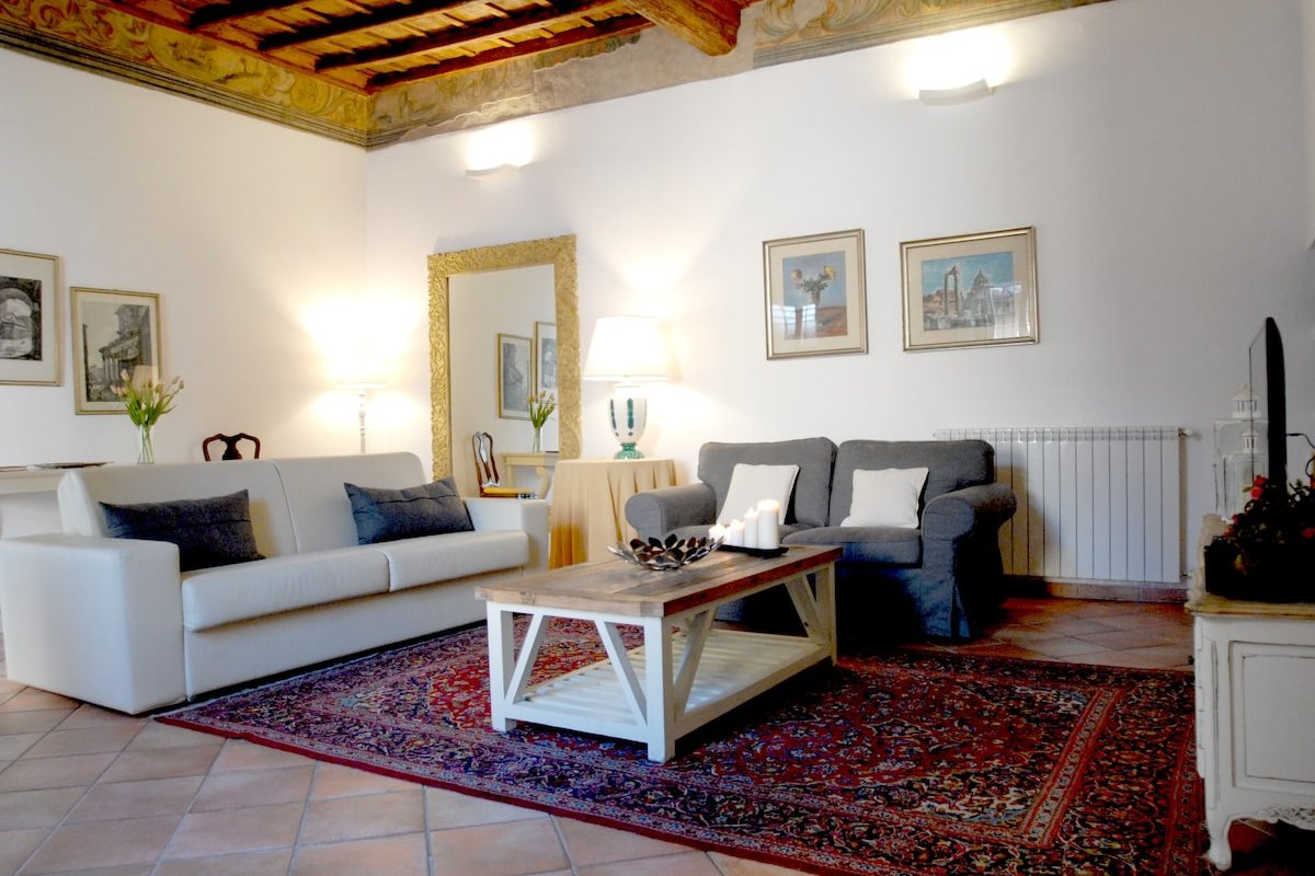 Charme e comfort in Roma’s heart gallery image 2