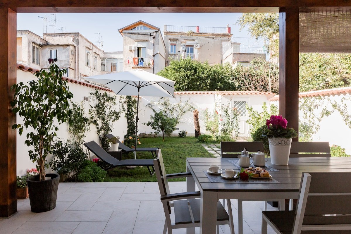 The Secret Garden in the historic center gallery image 2