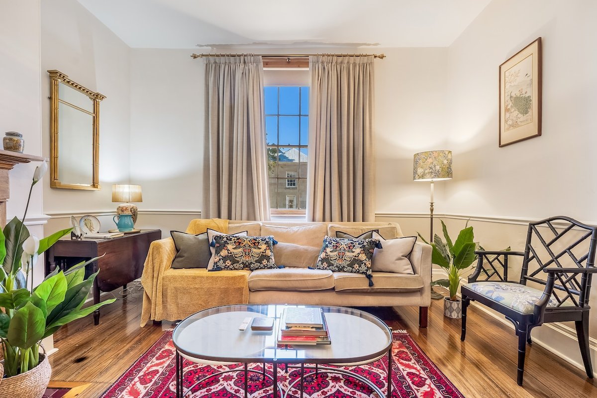 Bellevue House – Historic Luxury gallery image 3