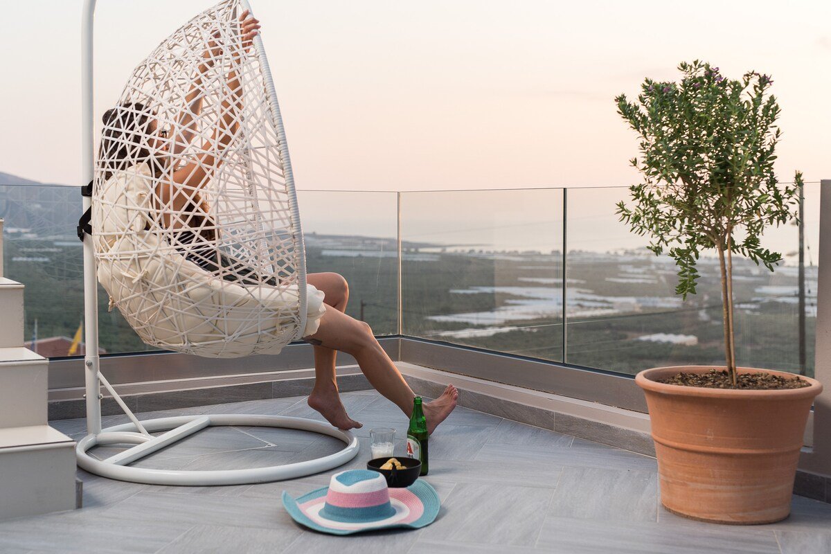 Villa Galatia I Free*heated pool, ideal for groups gallery image 4