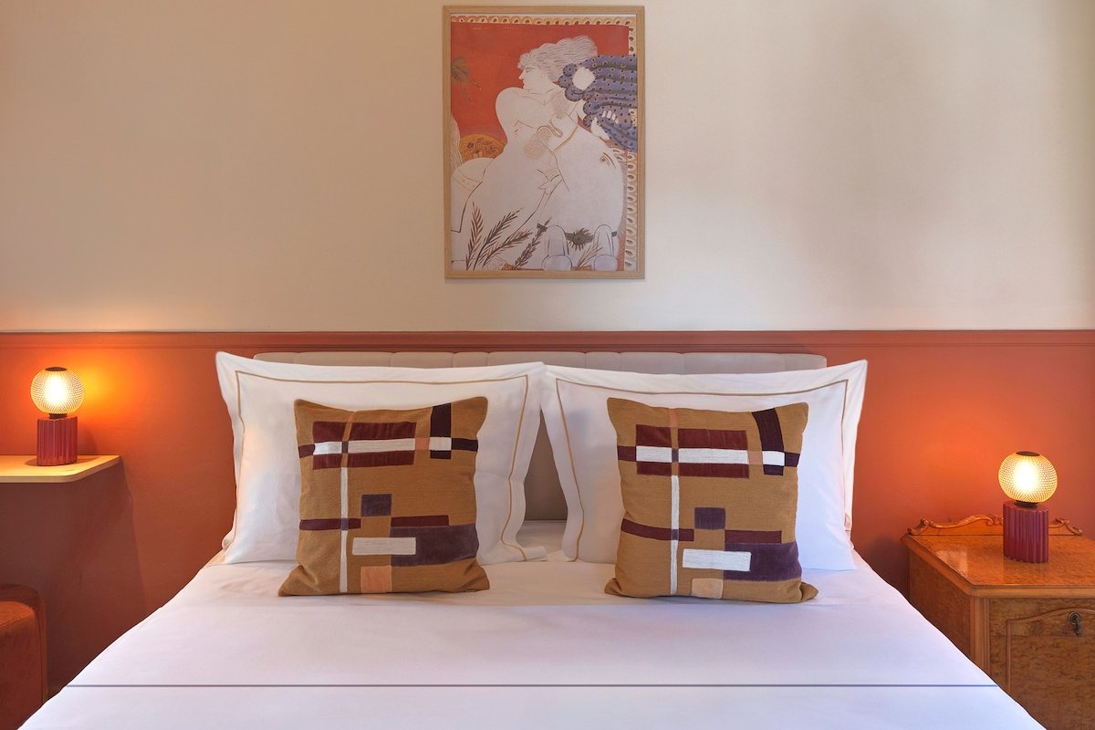 The Acropolis Window – Luxury Plaka Residence gallery image 3