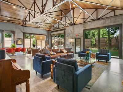 Maison Grace | Luxurious Redesign with Pool Near F