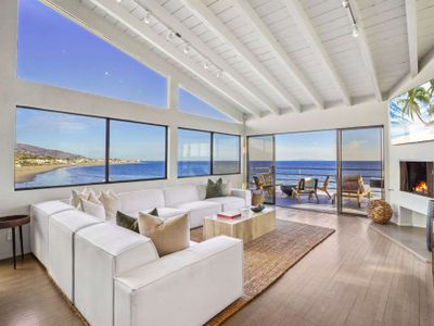 The Surfrider Villa by Stay Awhile Villas