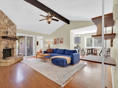 Zilker Villa w/Big Backyard, 5BR 4BA Sleeps 14