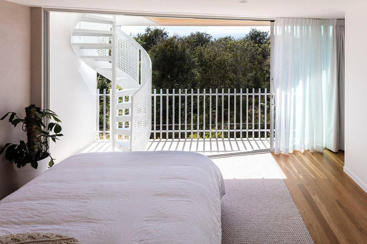 Designer Beachfront Retreat Poolside Family Pets