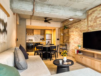 Caliza Roma | Cozy Residence w/Walking Balcony