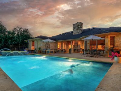 Private | Pool | Spa |Bsktball |Close Downtn