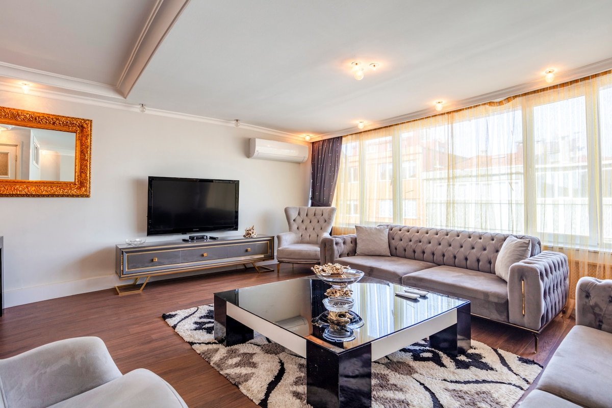 Nişantaşı Main Street 3+1 Luxury Modern 2 bathroom gallery image 4