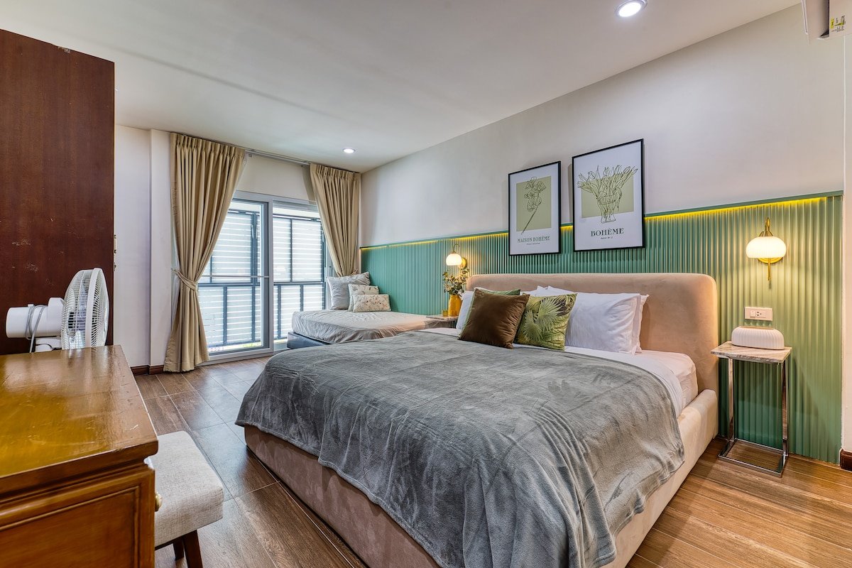 Private pool house BKK prime location Laxury stay gallery image 3