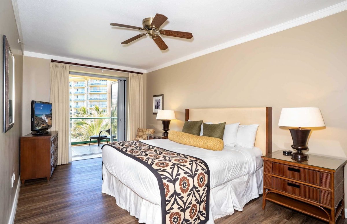 Maui Resort Rentals: Honua Kai 3BR+Den gallery image 5