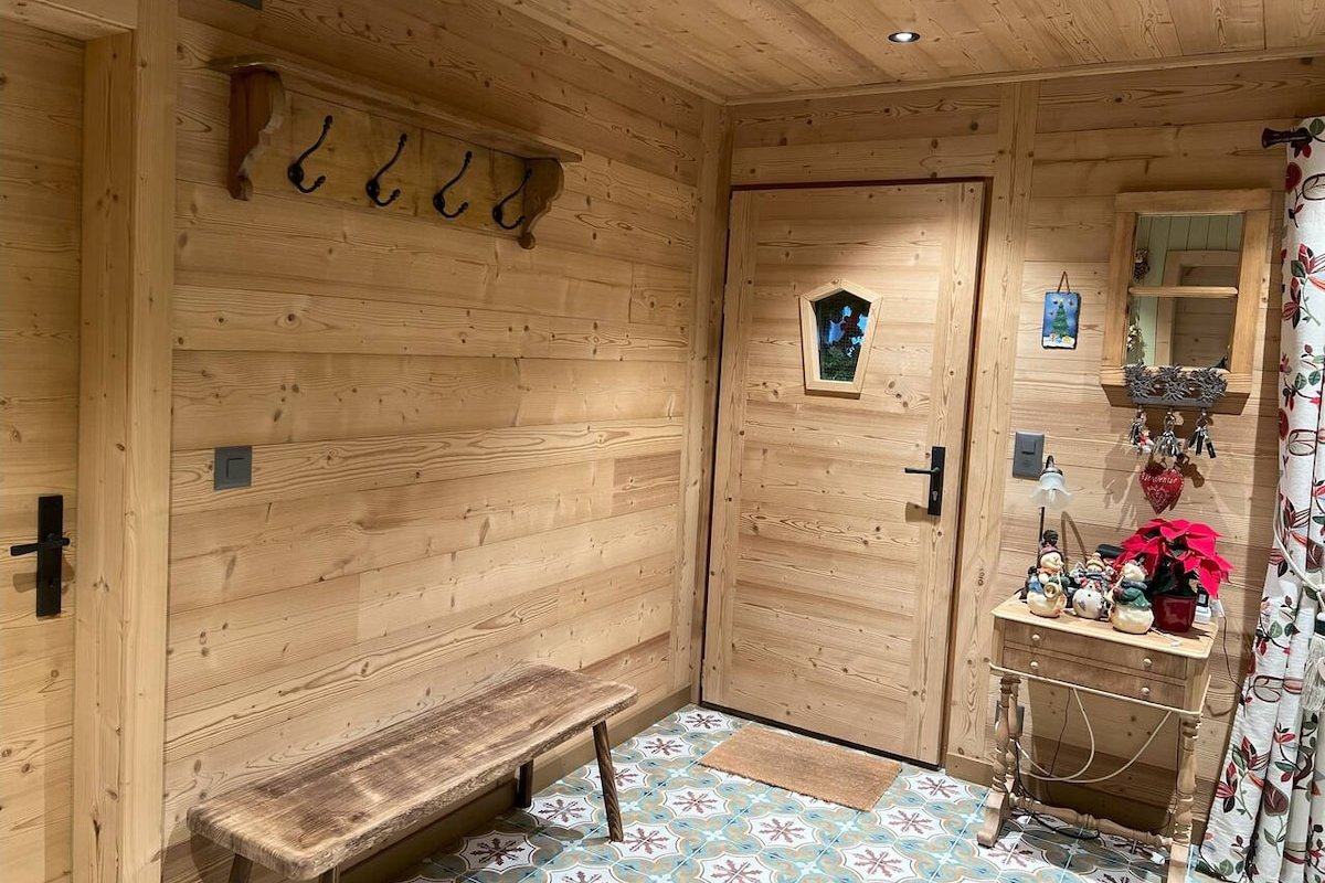 Stunning Entire Chalet in the Swiss Alps gallery image 4