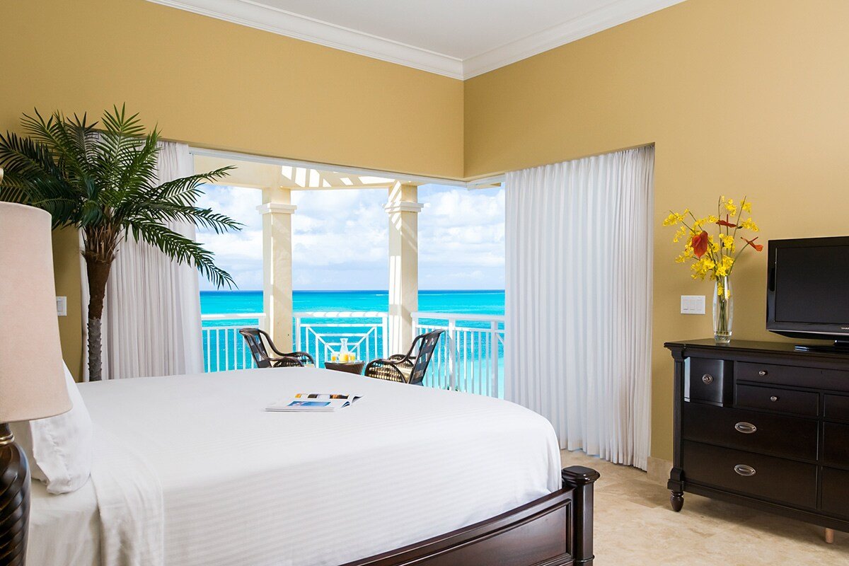 Windsong Resort – Four Bedroom Penthouse Oceanfront gallery image 2