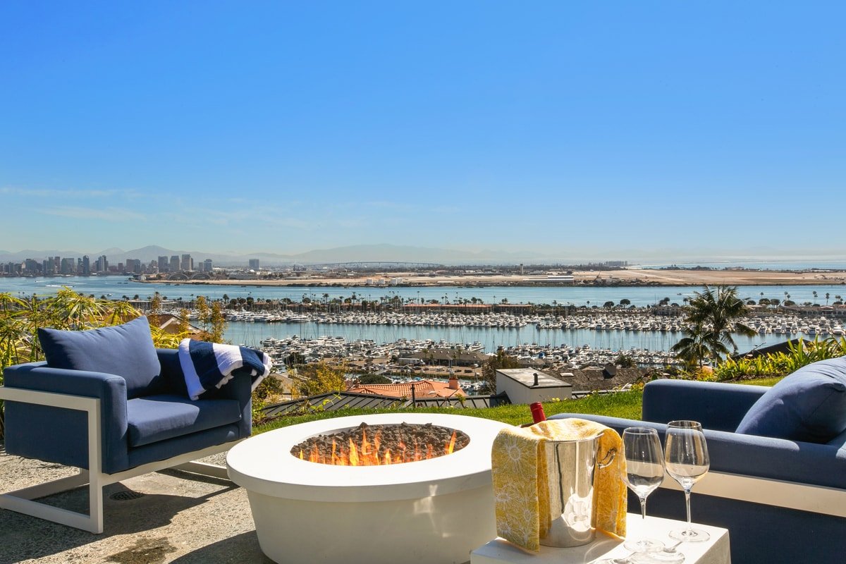 Private Estate w/Pano Ocean/Bay Views-Villa Armada gallery image 4