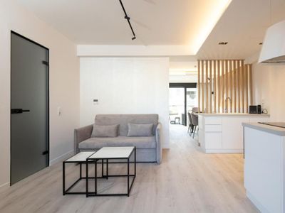 2-BR Maisonette Jacuzzi Incanto Suites Neos Kosmos