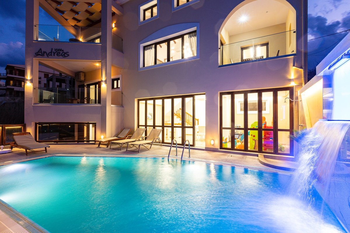 Villa Andreas – Beachside Family Fun by etouri gallery image 2