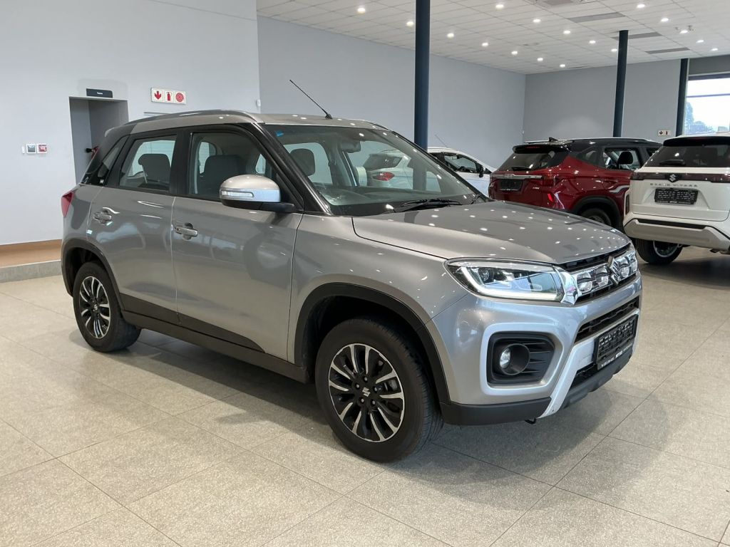 SUZUKI VITARA BREZZA 1.5 GLX  for Sale in South Africa
