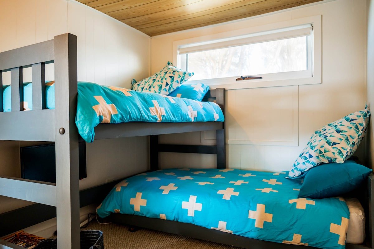 ‘Just Relax &’ – Boat Harbour Beachfront home gallery image 4