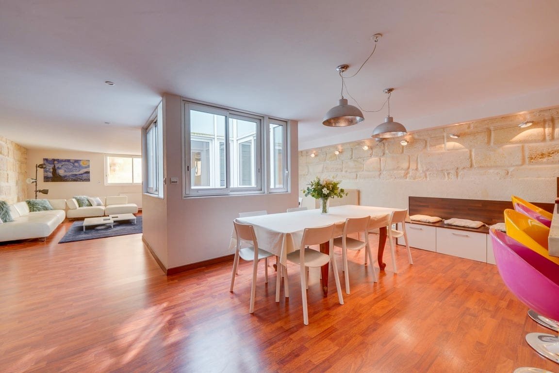 Lovely large flat in the heart of Bordeaux gallery image 2