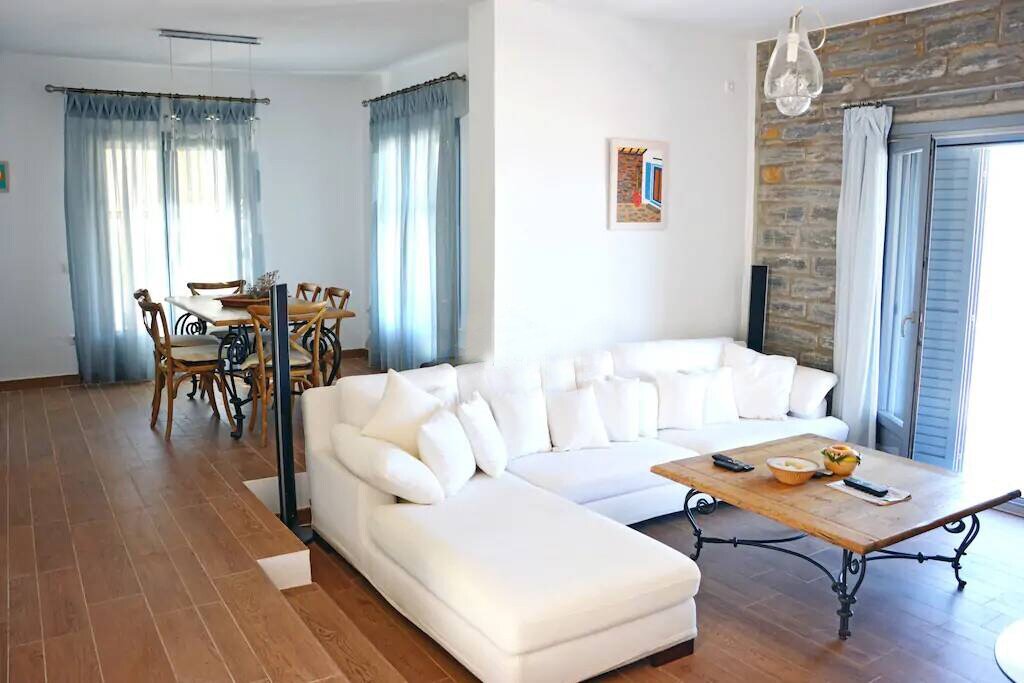 Kea Villa Pool & Seaview gallery image 4