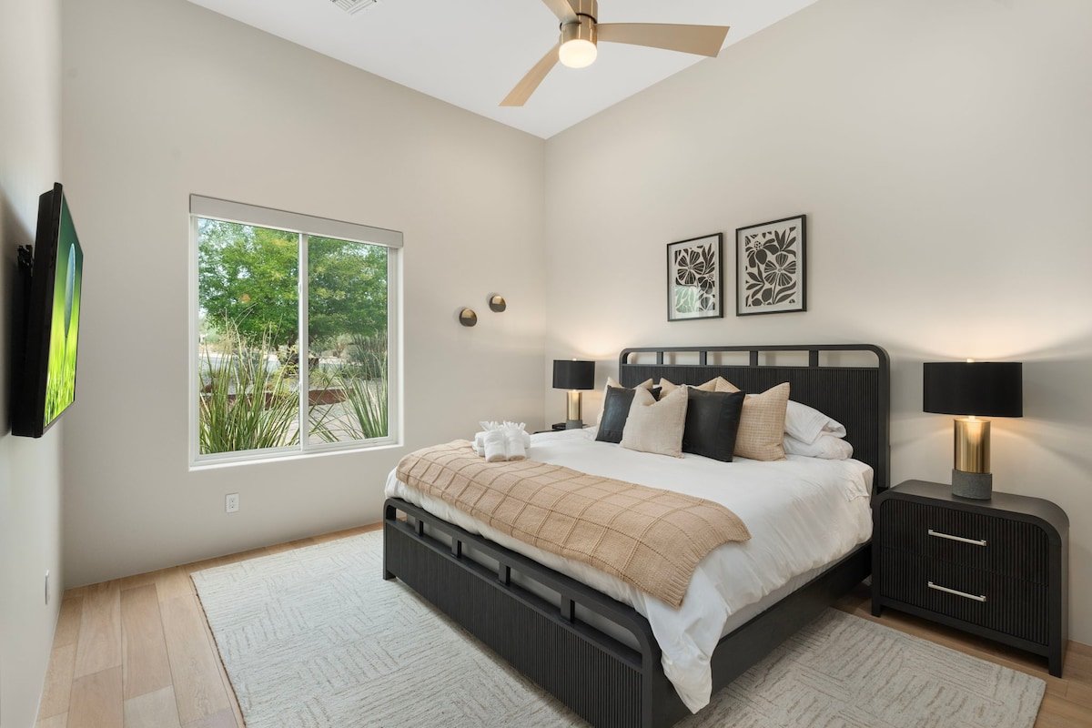 The PV Luxe Estate|Casita•Heated Pool•HotTub•Views gallery image 4