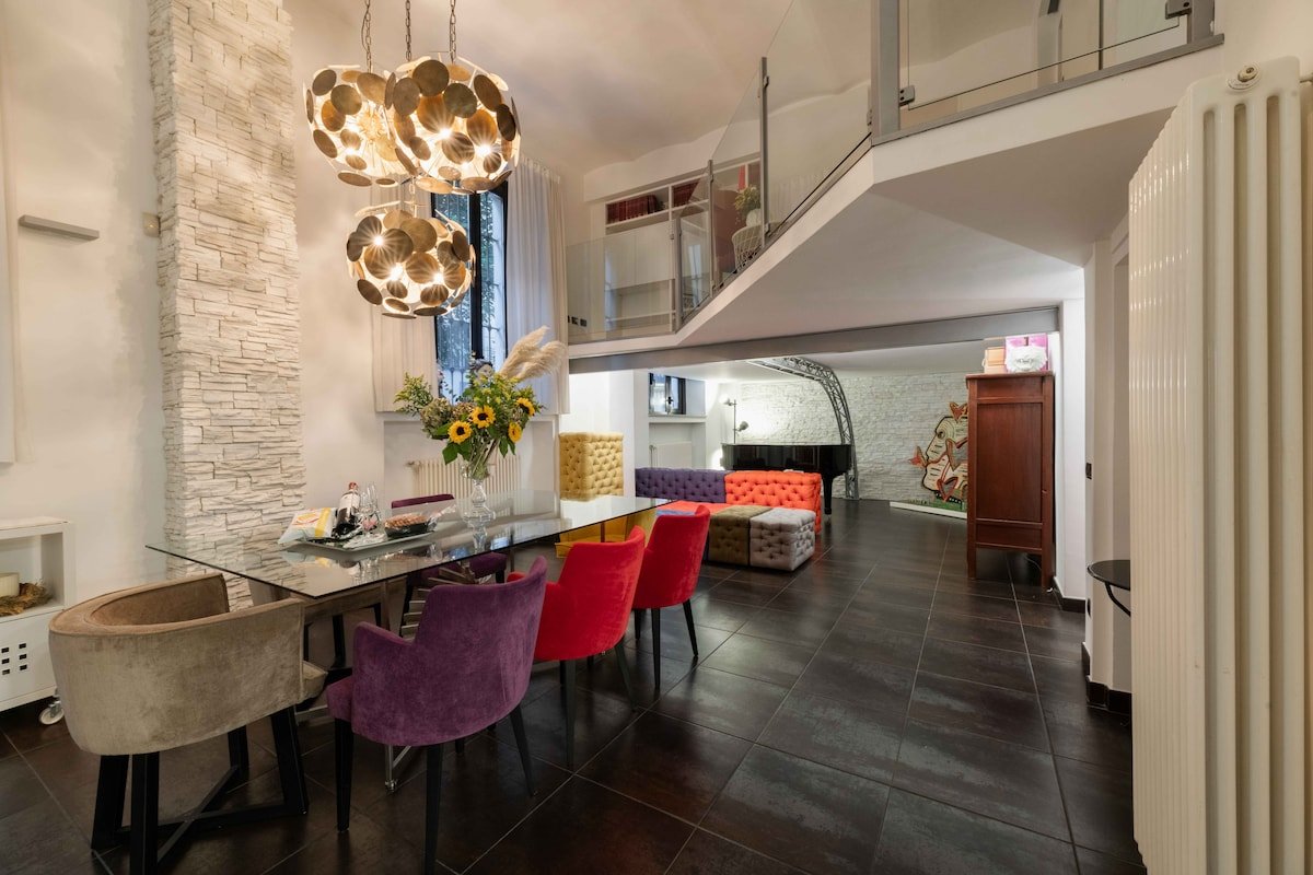 Spacious 3-Level Loft | Porta Nuova Design Stay gallery image 2
