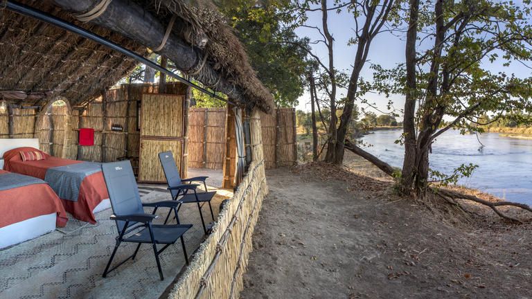 Mwaleshi Camp Twin Chalets