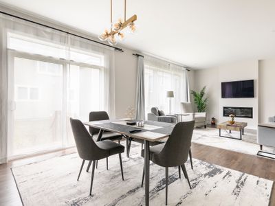 Single Family Home w/ KING Suite, Home Theatre/Gym