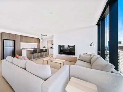 Perth CBD Gem – Spacious & Modern 3BR Apartment