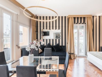 LeavingRoom | Hi-end Apt – Trevi