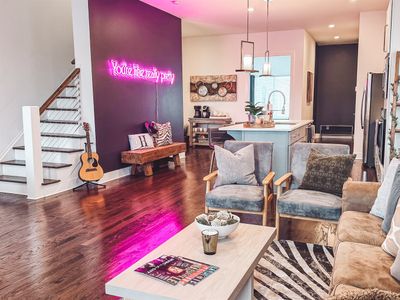 Luxury Gulch Home – 360 Views – Wet Bar Rooftop!