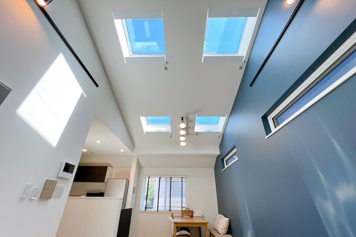 【新宿・電車3分/渋谷・電車10分/新大久保駅・徒歩5分】最大9名/75㎡/新築デザイナーズハウス gallery image 4