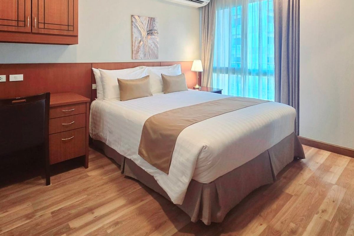 Thonglor Super Luxe Family Suite max10 gallery image 3