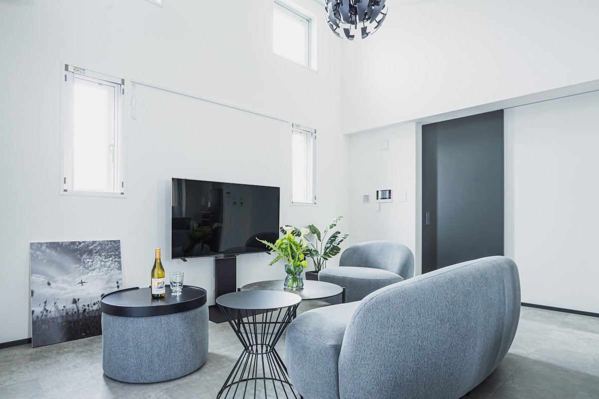 Shibuya 7 min Taxi｜1 Stop from Shibuya｜4 Beds｜70㎡ gallery image 2